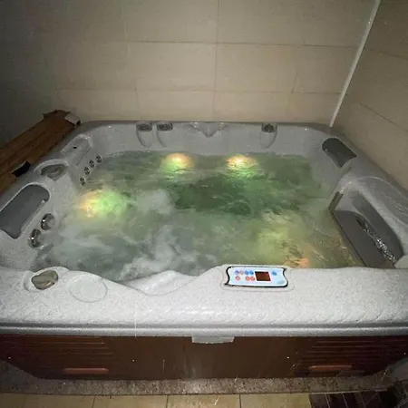 Casa Do Pinheiro * Fiaes