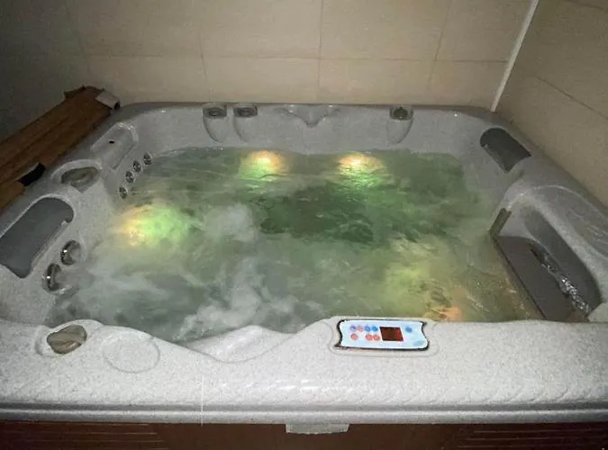 Casa Do Pinheiro * Fiaes